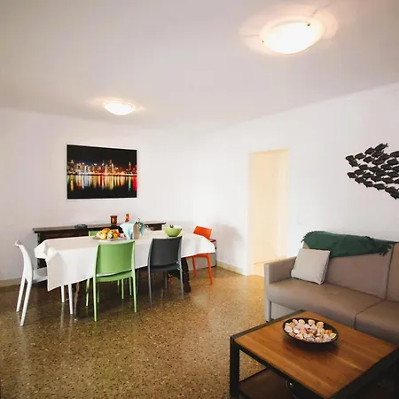 Apartment Con Terraza Y Vistas Al Mar - A 1 Min De La Playa De Almadrava - Es-258-70