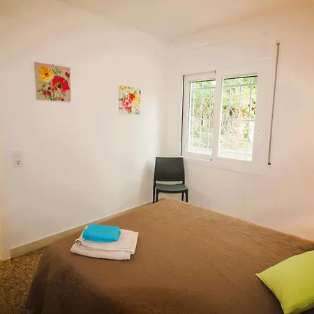 Apartment Con Terraza Y Vistas Al Mar - A 1 Min De La Playa De Almadrava - Es-258-70 Roses